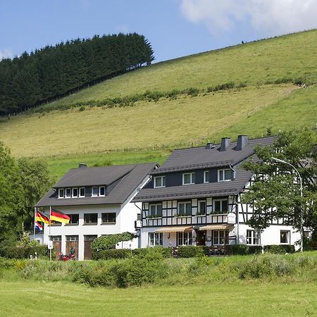 Landhaus Zum Sorpetal Hotel Schmallenberg Bagian luar foto